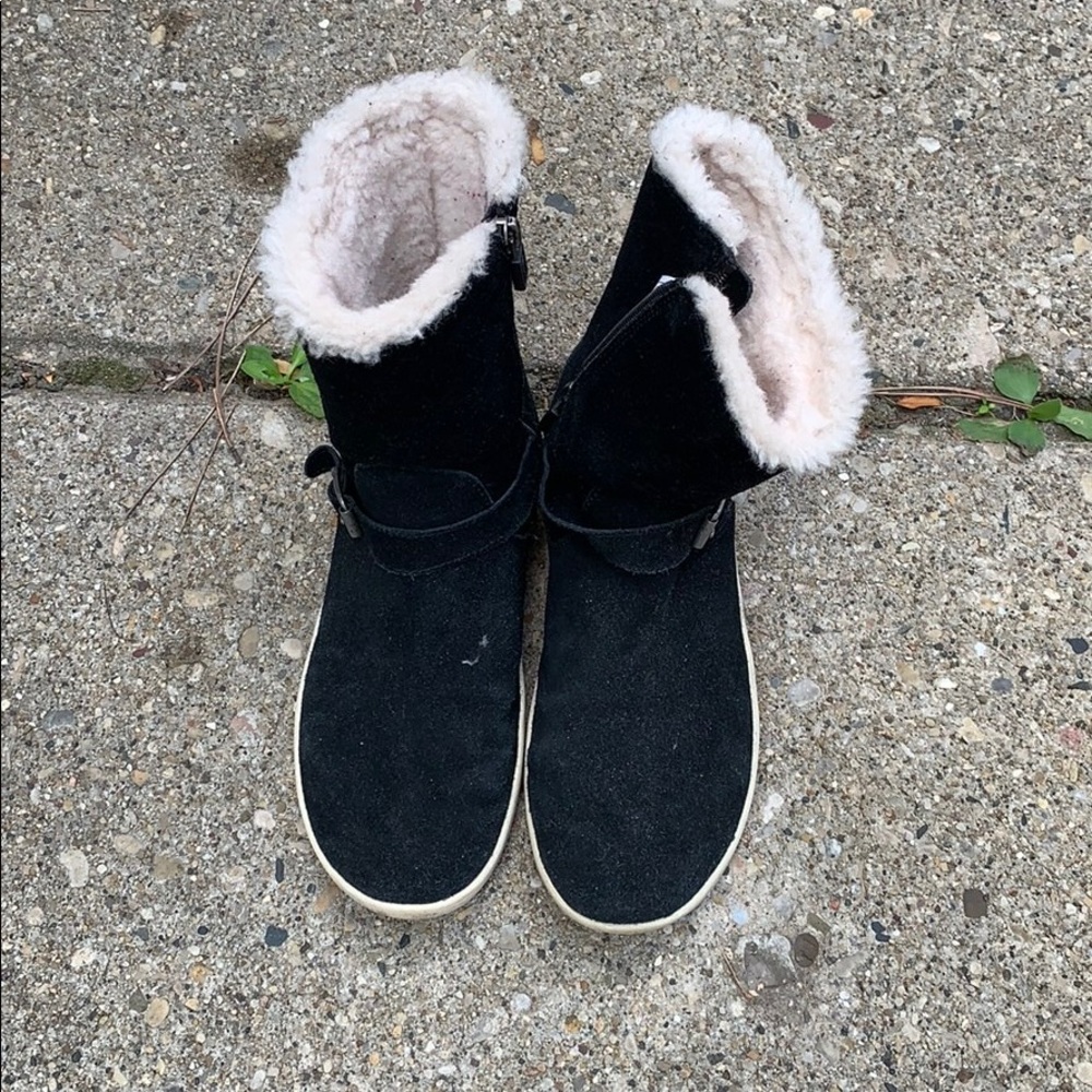 UGG fur boots